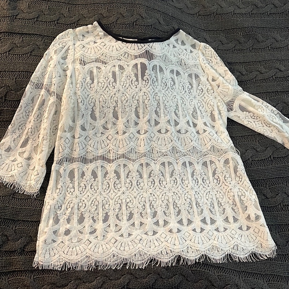 Xhilaration lace top